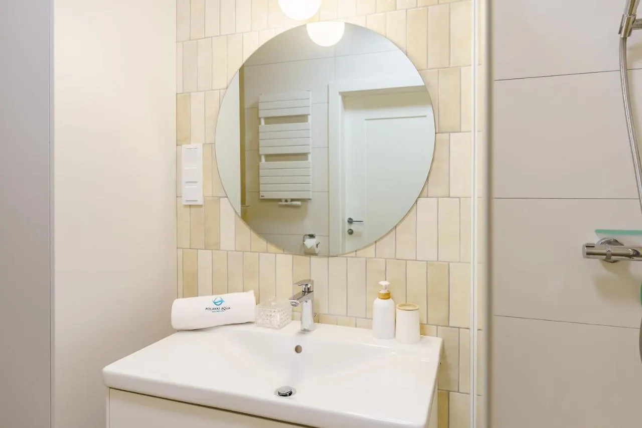 Polanki Aqua Apartament Nielimitowany Dostep Do Basenow Miejsce Postojowe Gratis Kolobrzeg Apartment