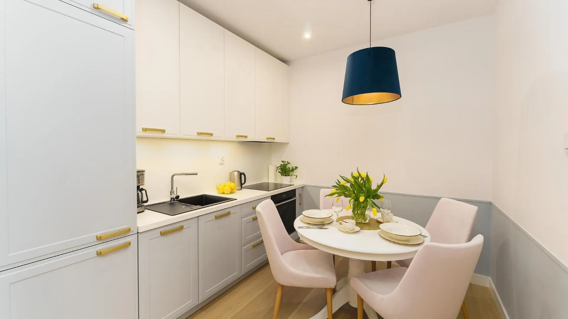 Polanki Aqua Apartament Nielimitowany Dostep Do Basenow Miejsce Postojowe Gratis Kolobrzeg Apartment